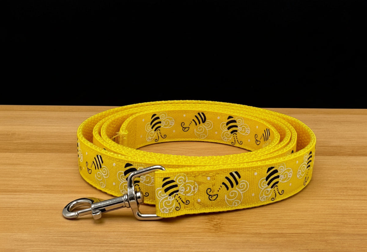 "Buzzing Bee" Handmade leash