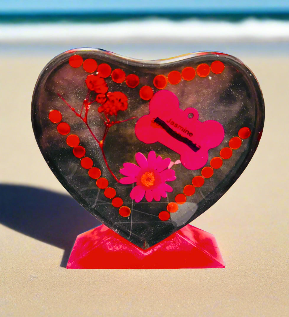 4 " Solid Heart with base