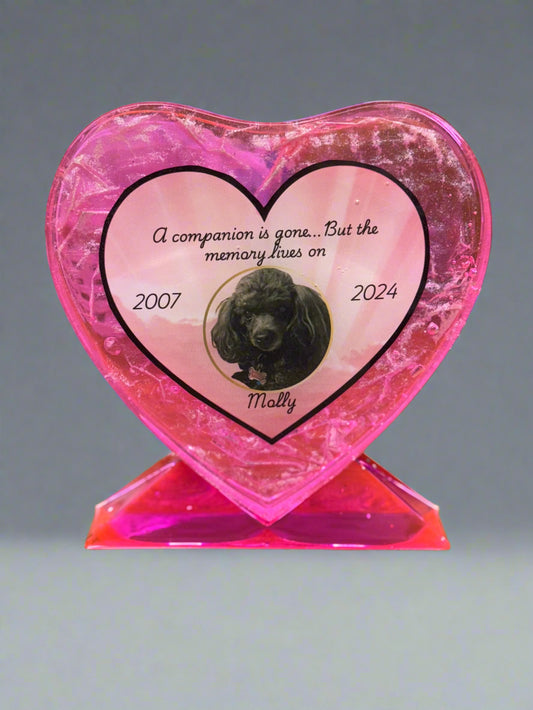 6" Solid Heart with base