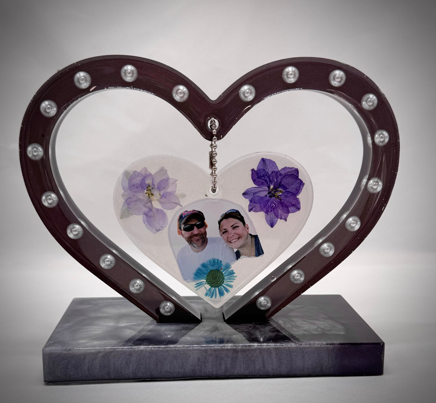 6" Hanging Heart with base