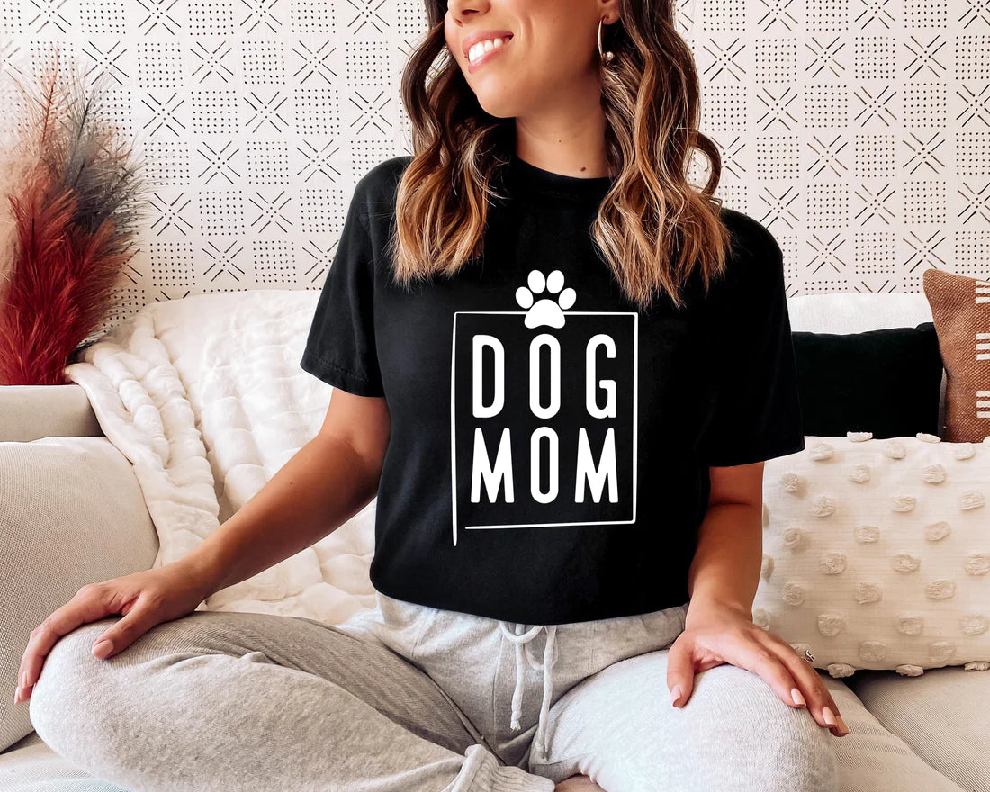 Block Paw Dog Mom  Short Sleeve T-shirts